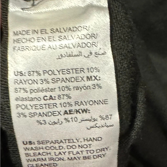 Chicos Tunic top Black knit V- Neck oversized stretch slit sleek cuffed loose S - Picture 6 of 6